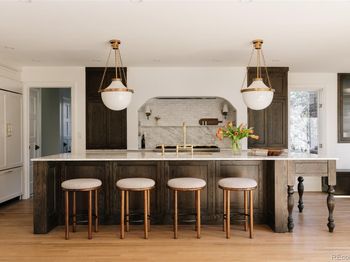 Undisclosed Address #8046099