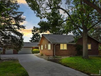 309 Glenview Court