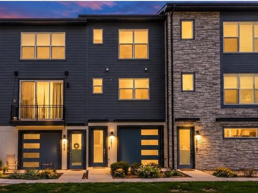 7831 W 43rd Place, Wheat Ridge CO 80033
