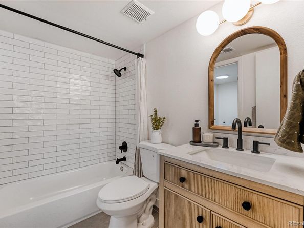 3023 S Ursula Circle 302, Aurora CO 80014