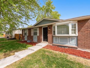 6261 W 74th Place