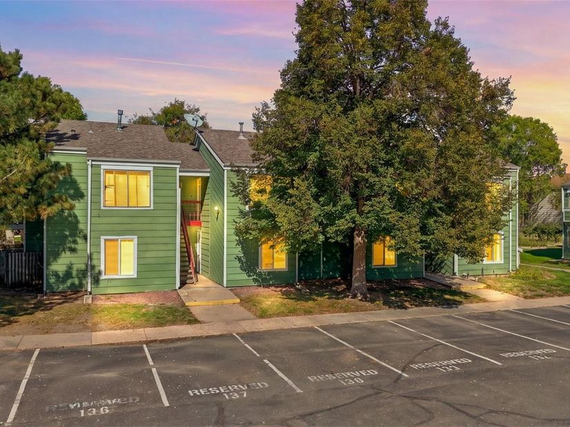 12165 E Ford Avenue, Aurora CO 80012