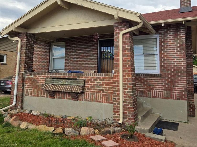 2034 S Lincoln Street, Denver CO 80210