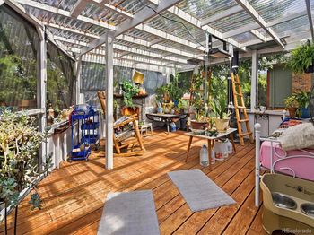 6932 Deframe Court