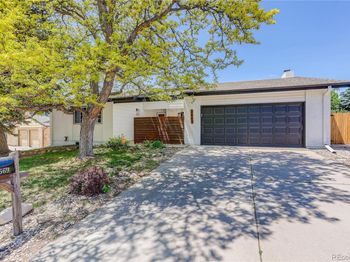 2669 S Moline Court