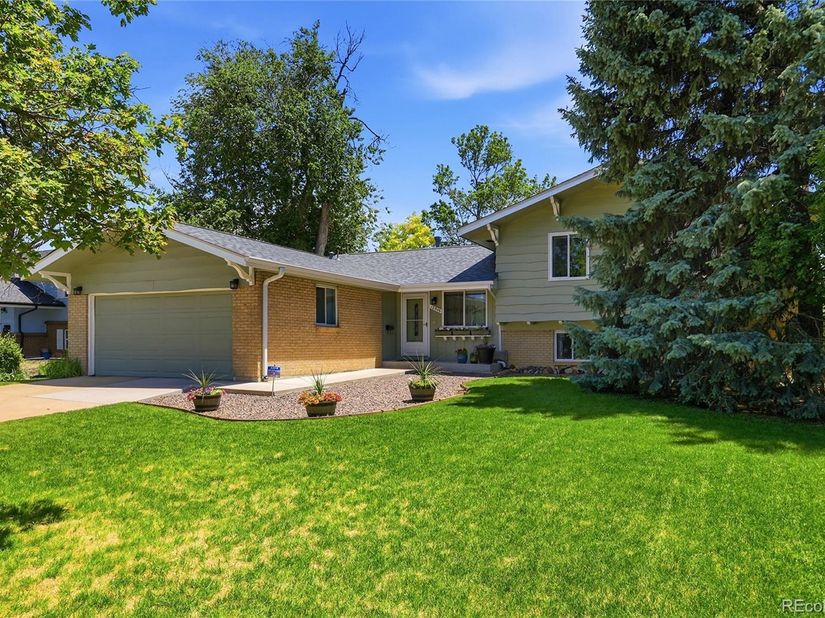 12946 E 2nd Avenue, Aurora CO 80011