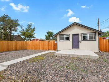 439 S Knox Court