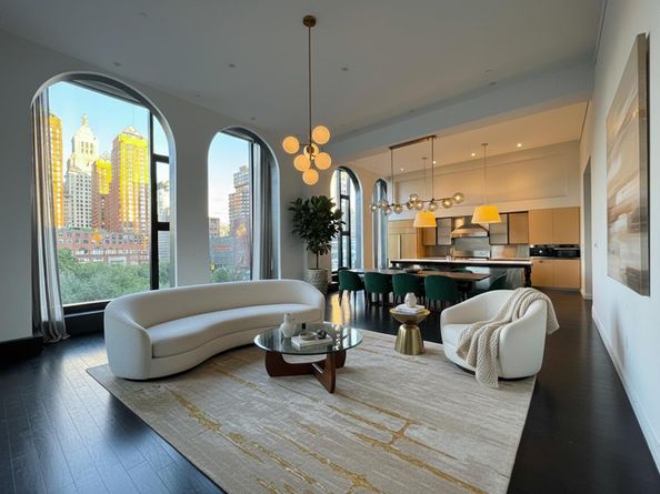 15 Union Square W 16, New York NY 10003