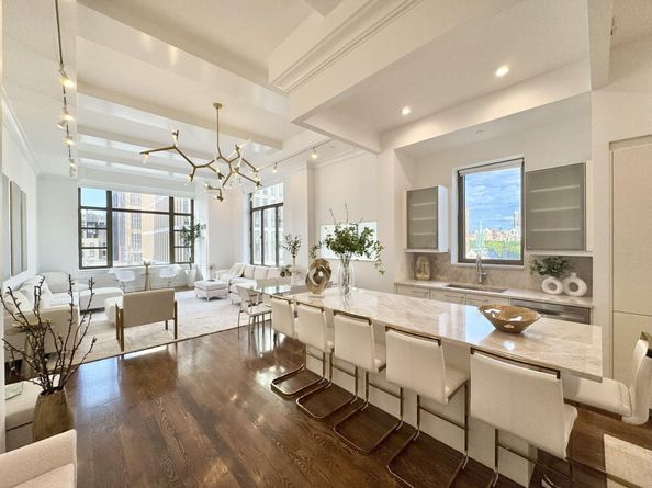 43 West 64th Street PH9D, New York NY 10023