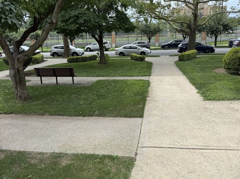 76-33A Commonwealth Boulevard A, Queens NY 11426