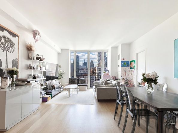 408 East 79th Street 14C, New York NY 10075