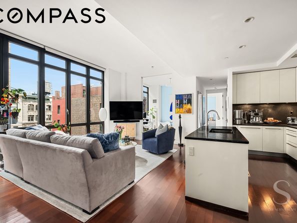 4 West 21st Street 14A, New York NY 10010