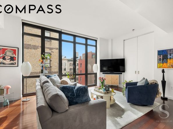 4 West 21st Street 14A, New York NY 10010