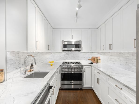 625 Main Street 733, New York NY 10044