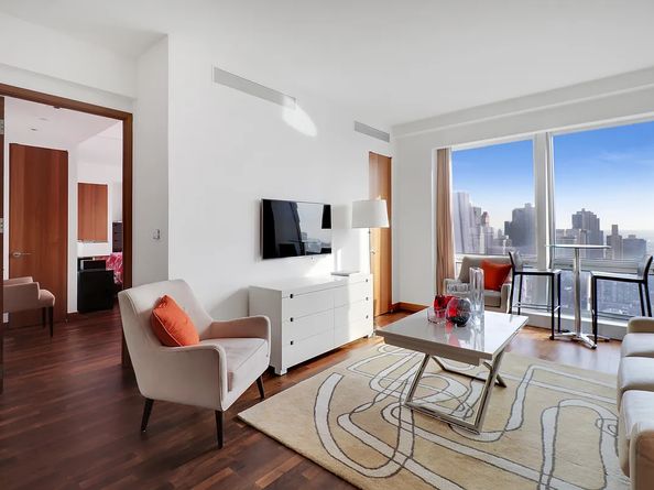 400 5th Avenue 37C, New York NY 10018