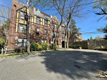 1 Hillside Avenue