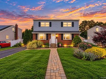 9 Cortelyou Street W