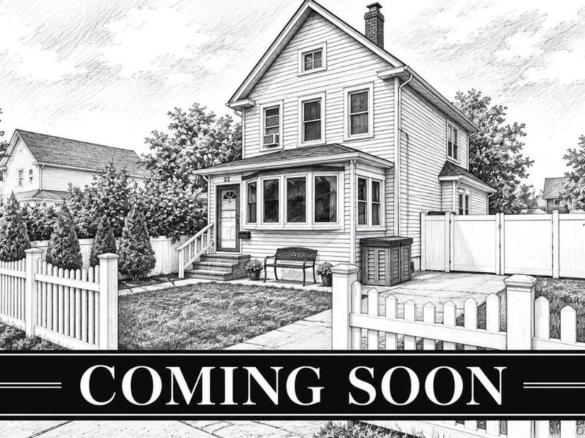 25 Maple Avenue, Hempstead NY 11550