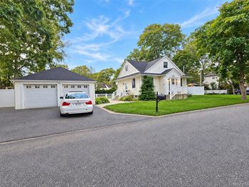124 Bradford Avenue