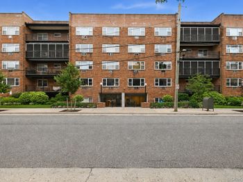 101 Lincoln Avenue