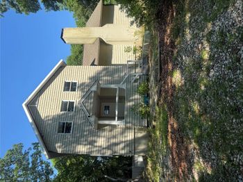 203 Head Of Pond Road