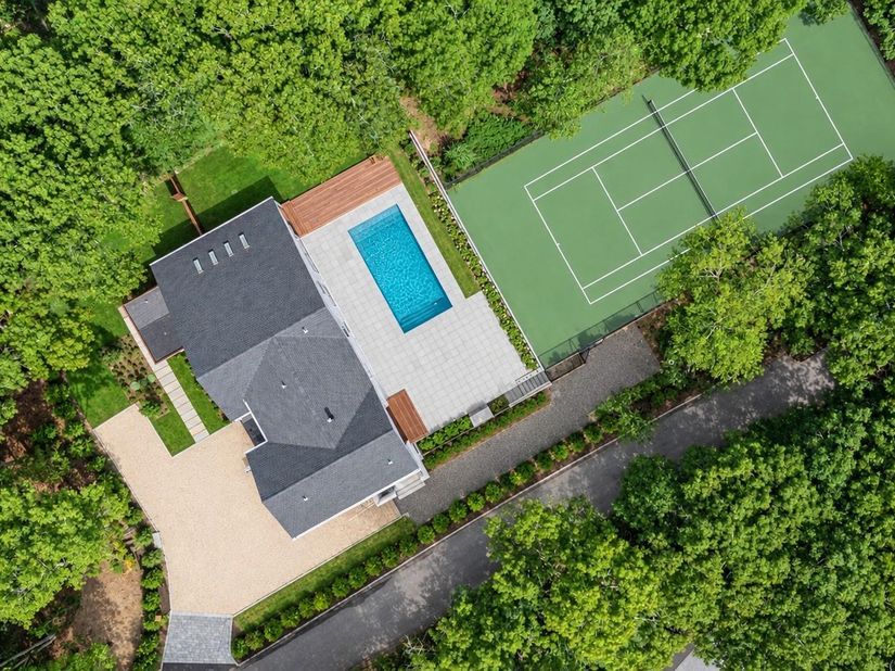1768 Majors Path, Southampton NY 11968