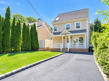 98 Magnolia Drive