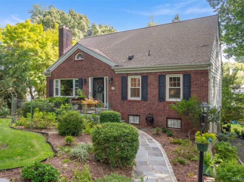 36 Myrtle Avenue, Dobbs Ferry NY 10522