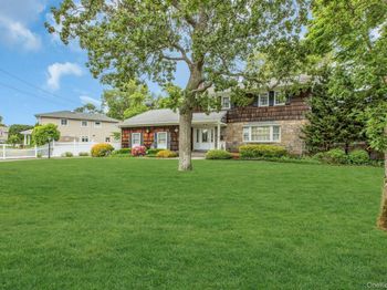 15 Palmer Drive
