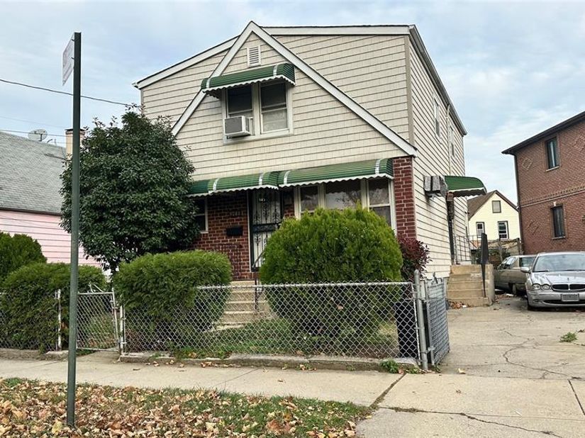 24-15 100th Street, East Elmhurst NY 11369