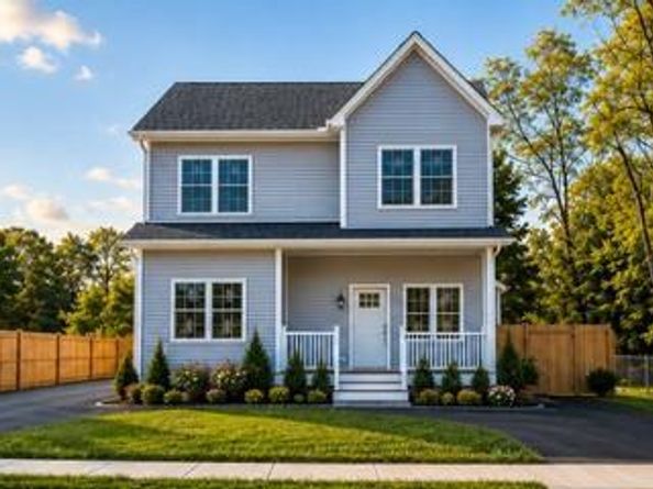321 Union Avenue, Riverhead NY 11901