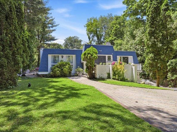 275 Broadfield Road, New Rochelle NY 10804