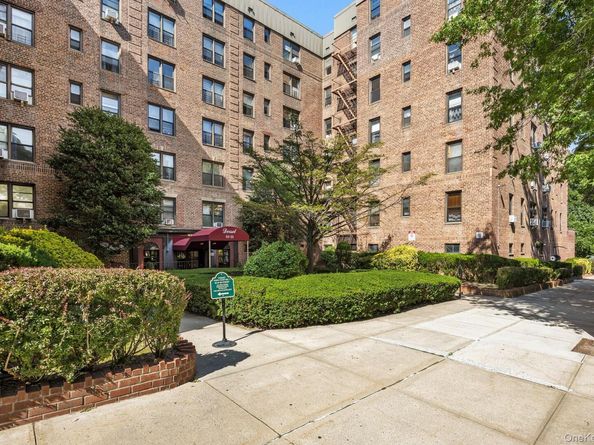 83-25 98 Street 4L, Woodhaven NY 11421