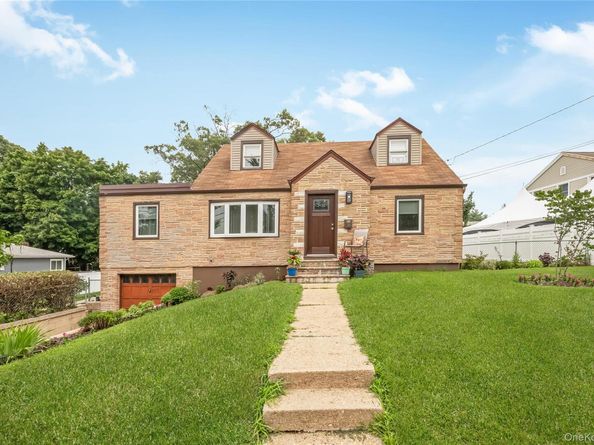 285 Starke Avenue, East Meadow NY 11554