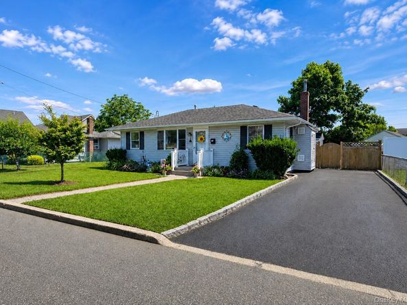 8 Harrison Street, Patchogue NY 11772