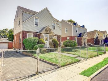223-42 114th Avenue