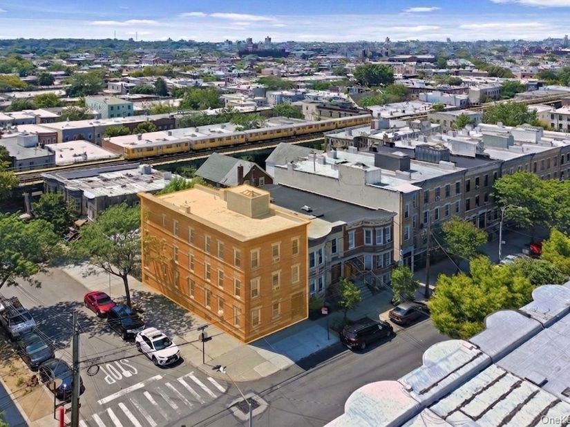 6046 Putnam Avenue, Ridgewood NY 11385