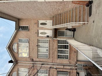 9222 195th place Place