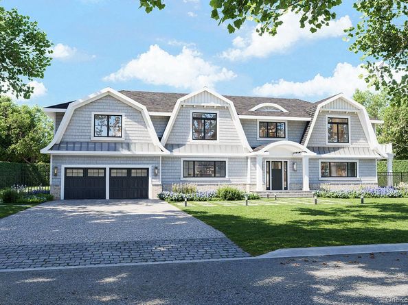 45 Pelican Court, Syosset NY 11791