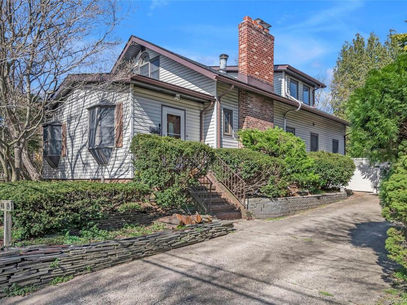 40-19 218th Street, Bayside NY 11361