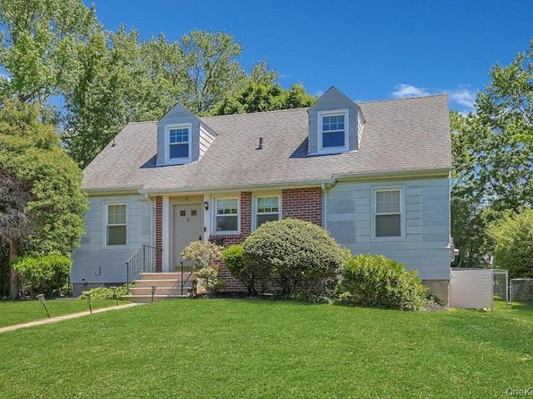 4 Calton Road, New Rochelle NY 10804
