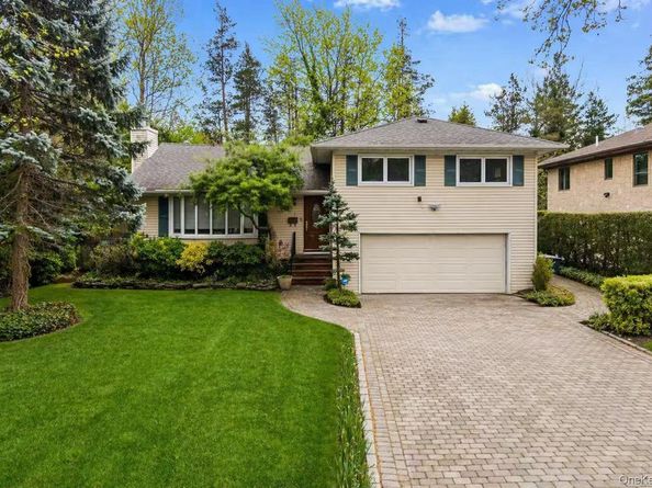 35 Hilldale Road, Albertson NY 11507