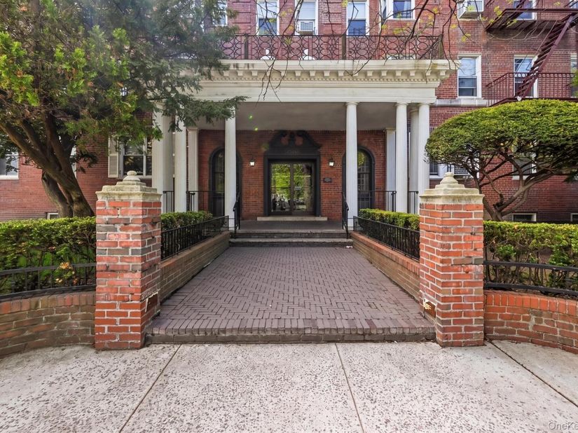 1500 Ocean Parkway 1A, Brooklyn NY 11230