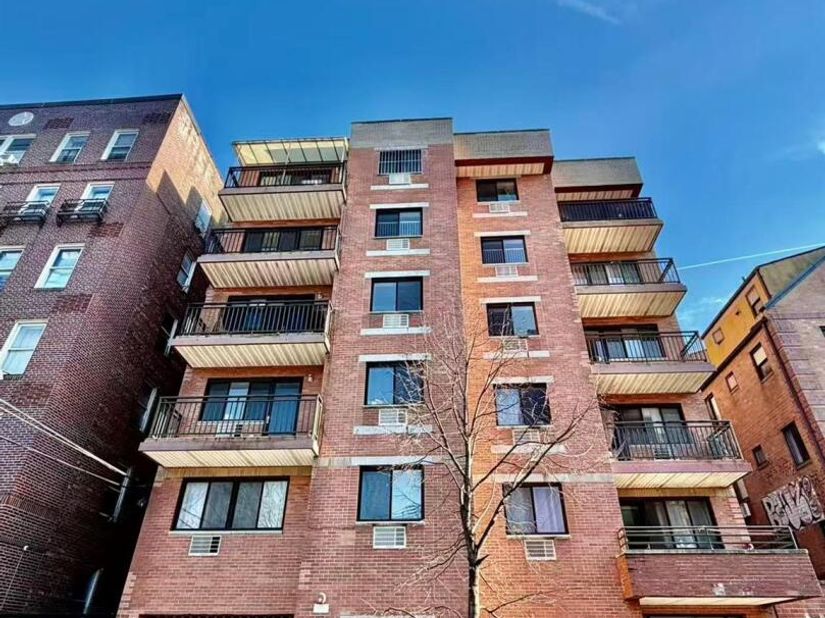 91-06 Whitney Avenue 4B, Elmhurst NY 11373