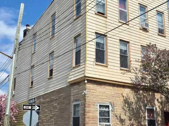 5427 Arnold Avenue, Maspeth NY 11378