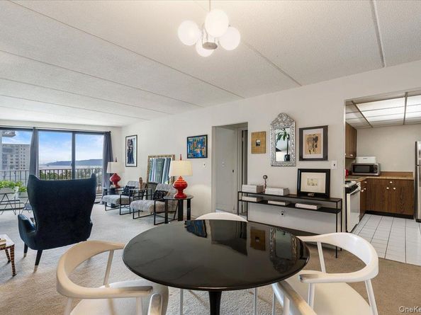 1155 Warburton Avenue 4J, Yonkers NY 10701