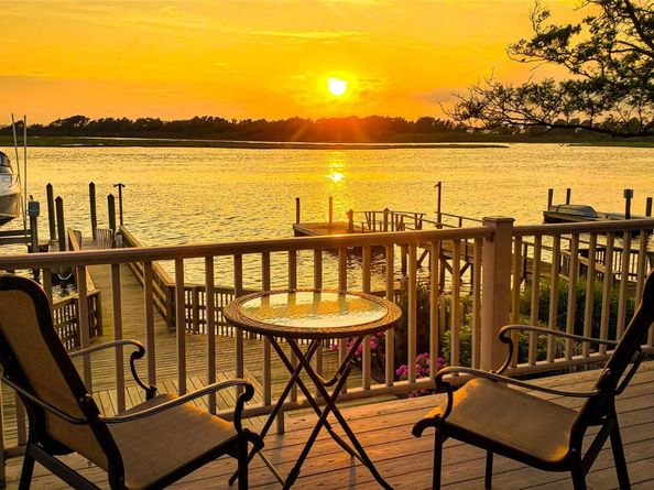 208 Block Lane, Harbor Isle NY 11558