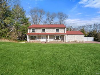 10 Mont Avenue