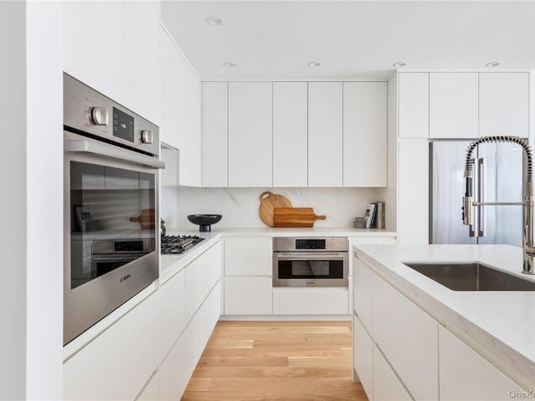 100 Boardwalk L1 A, Long Beach NY 11561