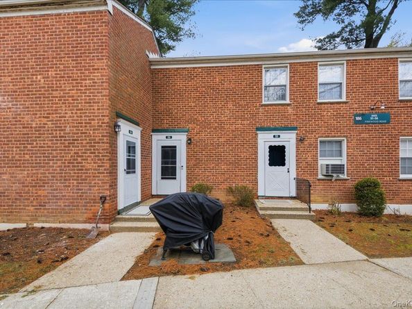 186 Pine Wood 56, Hartsdale NY 10530